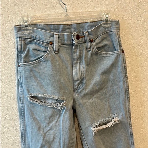 Wrangler Light Blue Distressed Jeans - Picture 4 of 7